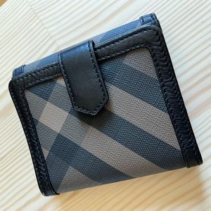 New Black and Tan/Brown Burberry Wallet